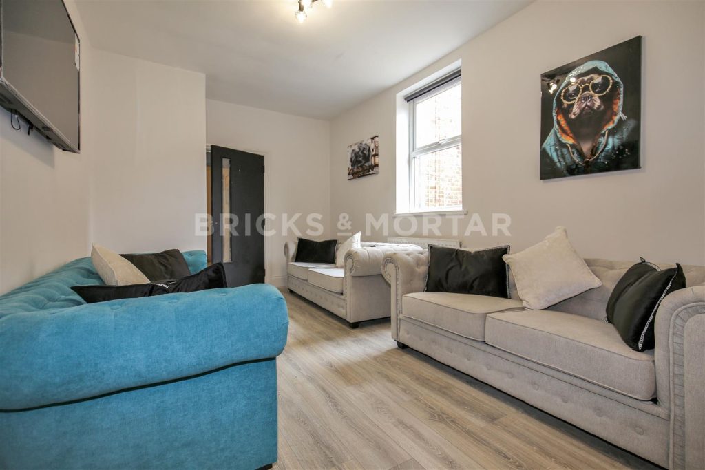 (£160 PPPW) Holly Avenue, Jesmond