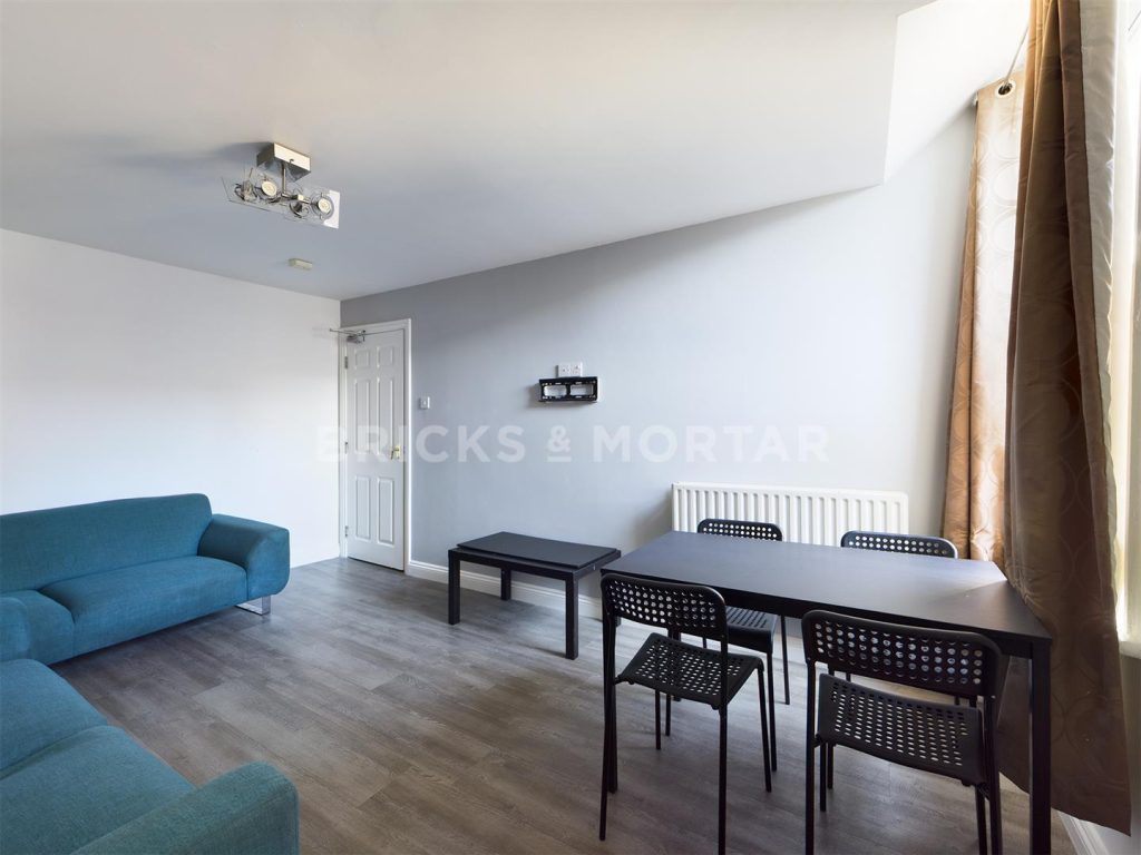 (£95pppw) Starbeck Avenue, Sandyford, Newcastle Upon Tyne,NE2