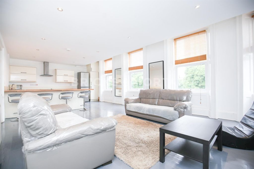 (£110pppw) Simpson Terrace, Shieldfield, Newcastle upon Tyne, NE2